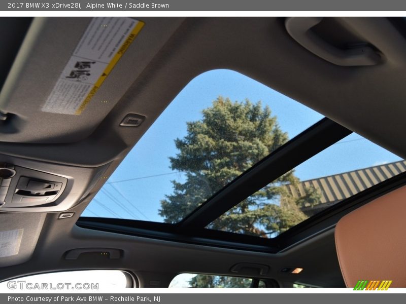 Alpine White / Saddle Brown 2017 BMW X3 xDrive28i