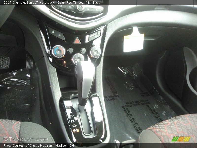 Cajun Red Tintcoat / Jet Black 2017 Chevrolet Sonic LT Hatchback