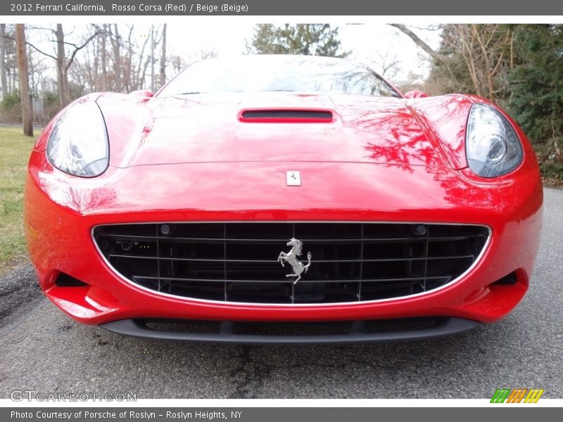 Rosso Corsa (Red) / Beige (Beige) 2012 Ferrari California