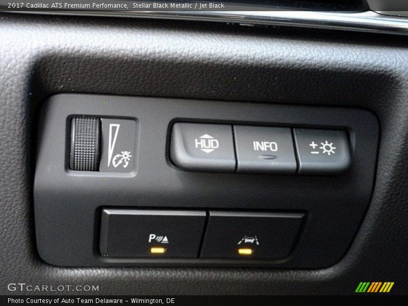 Controls of 2017 ATS Premium Perfomance