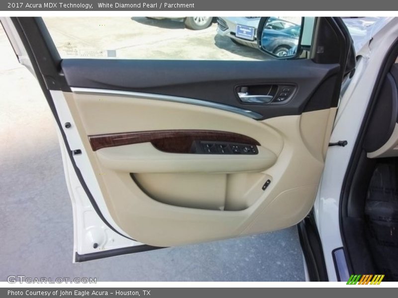 White Diamond Pearl / Parchment 2017 Acura MDX Technology