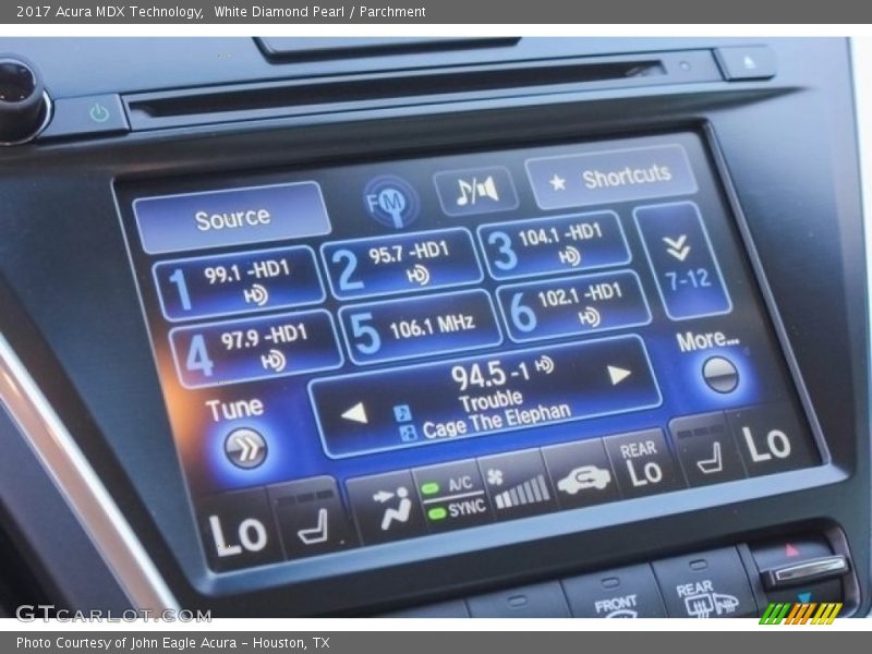 White Diamond Pearl / Parchment 2017 Acura MDX Technology
