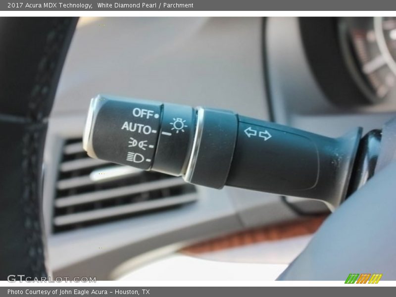 White Diamond Pearl / Parchment 2017 Acura MDX Technology