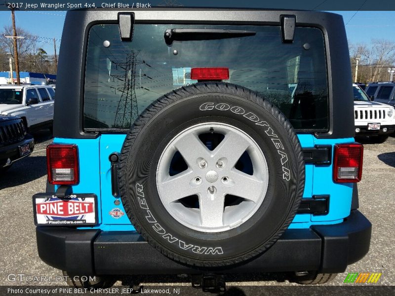 Chief Blue / Black 2017 Jeep Wrangler Sport 4x4