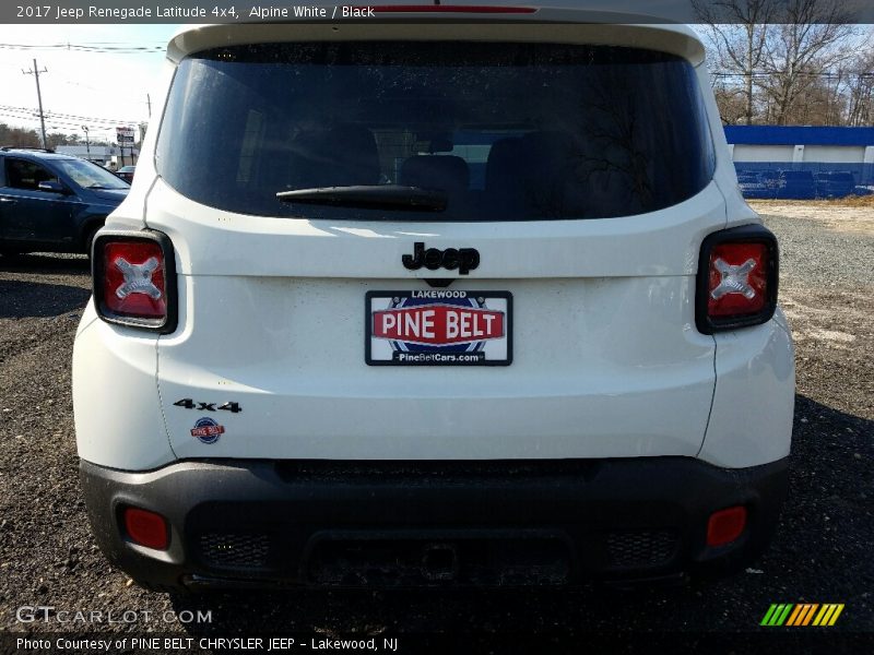 Alpine White / Black 2017 Jeep Renegade Latitude 4x4