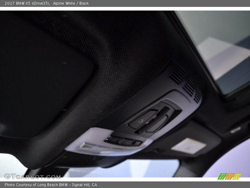 Alpine White / Black 2017 BMW X5 sDrive35i