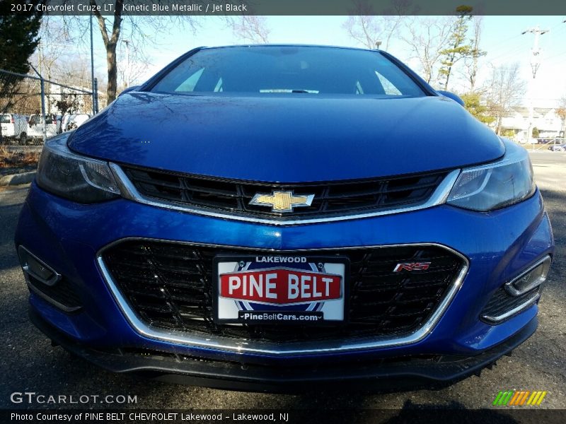 Kinetic Blue Metallic / Jet Black 2017 Chevrolet Cruze LT