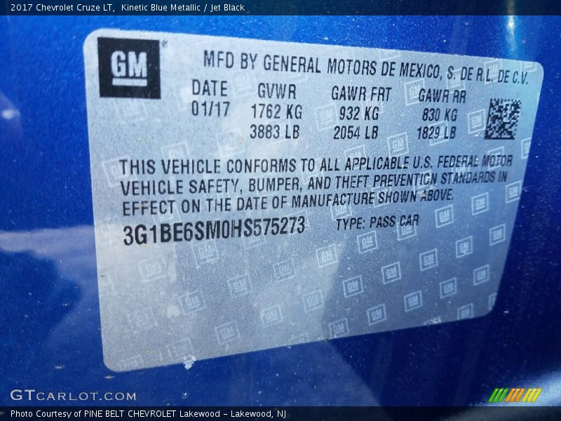 Kinetic Blue Metallic / Jet Black 2017 Chevrolet Cruze LT