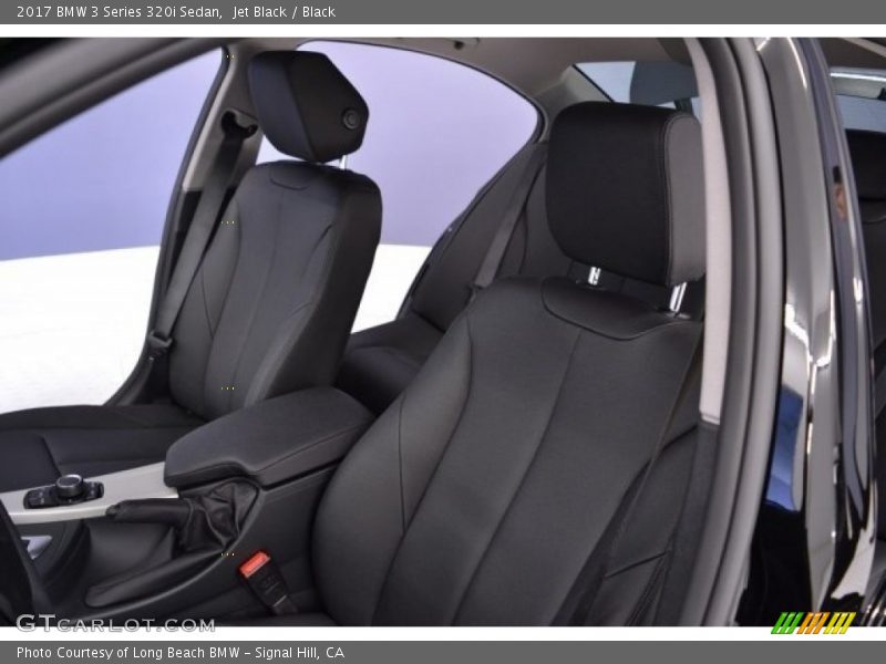 Jet Black / Black 2017 BMW 3 Series 320i Sedan