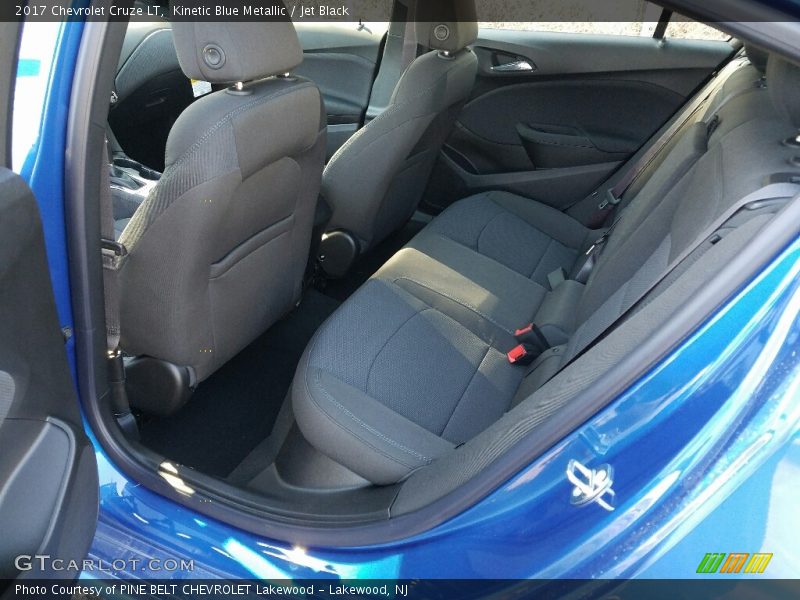 Kinetic Blue Metallic / Jet Black 2017 Chevrolet Cruze LT