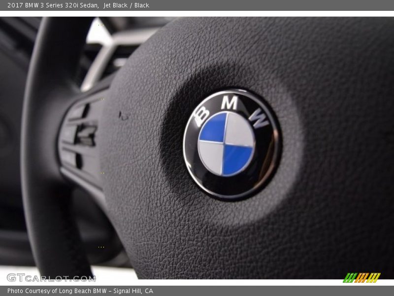 Jet Black / Black 2017 BMW 3 Series 320i Sedan