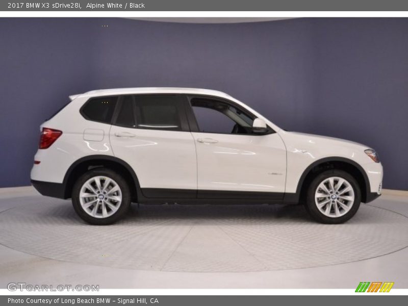 Alpine White / Black 2017 BMW X3 sDrive28i