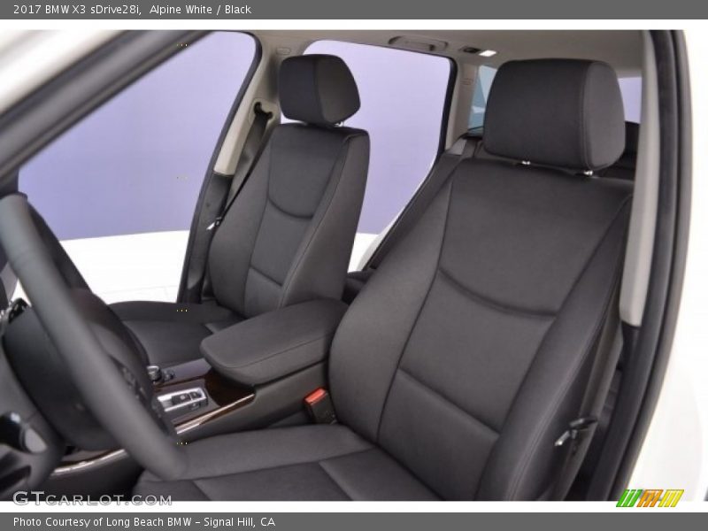 Alpine White / Black 2017 BMW X3 sDrive28i