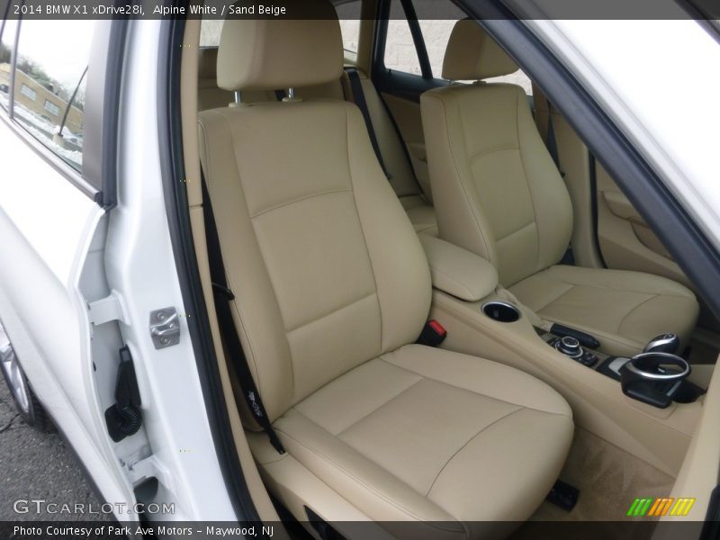 Alpine White / Sand Beige 2014 BMW X1 xDrive28i