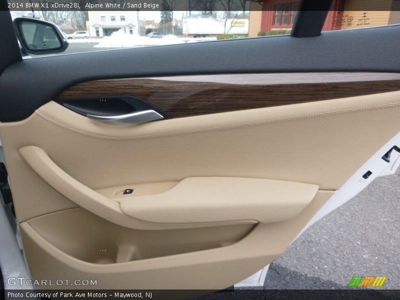 Alpine White / Sand Beige 2014 BMW X1 xDrive28i