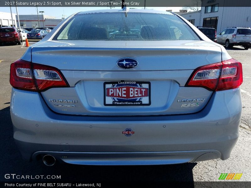 Ice Silver Metallic / Sport Two-Tone Gray 2017 Subaru Legacy 2.5i Sport