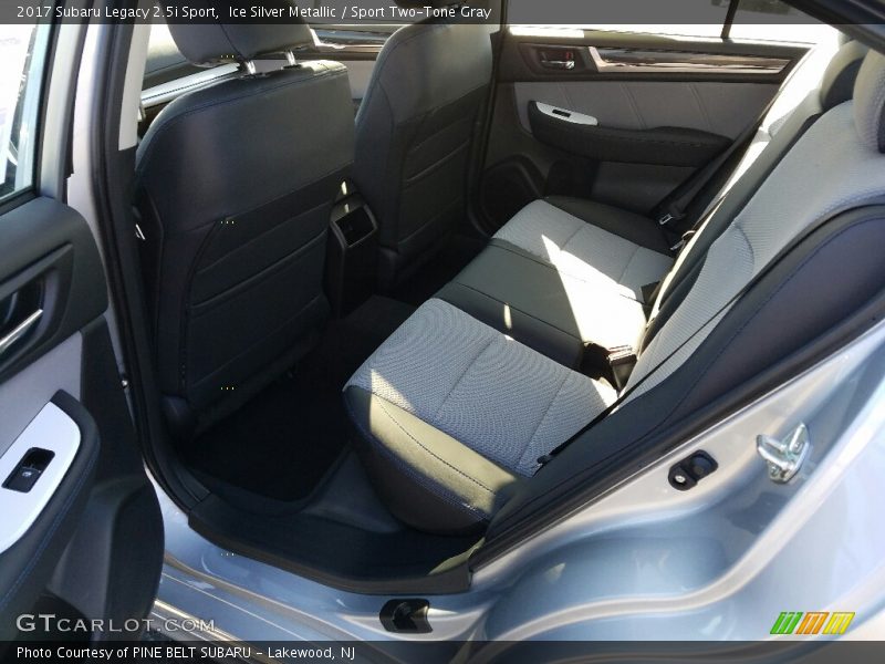 Ice Silver Metallic / Sport Two-Tone Gray 2017 Subaru Legacy 2.5i Sport