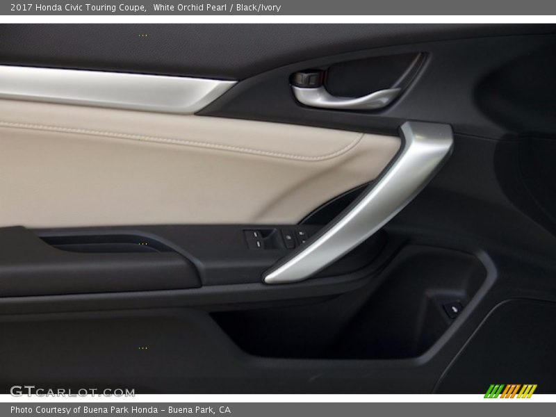White Orchid Pearl / Black/Ivory 2017 Honda Civic Touring Coupe