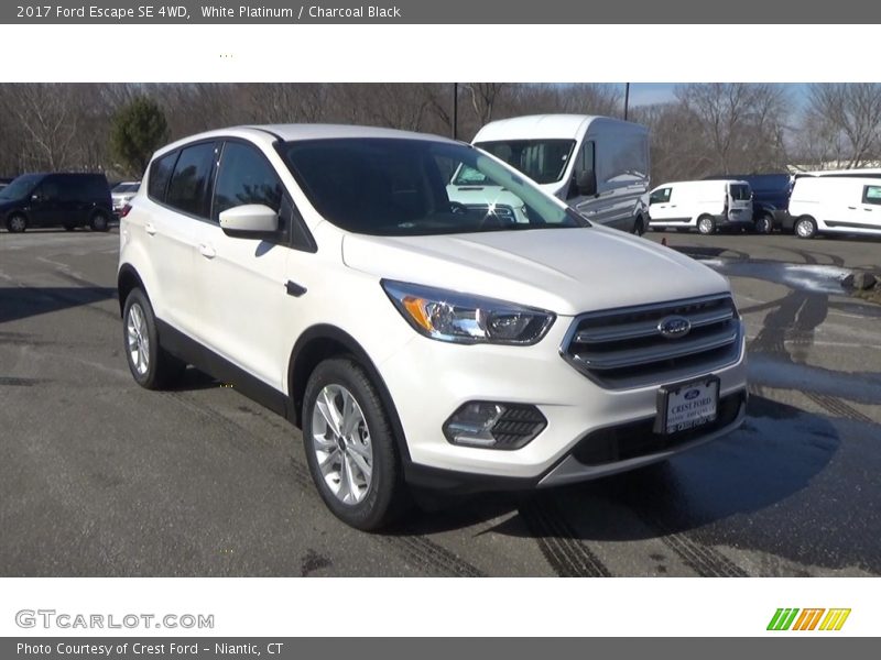 White Platinum / Charcoal Black 2017 Ford Escape SE 4WD