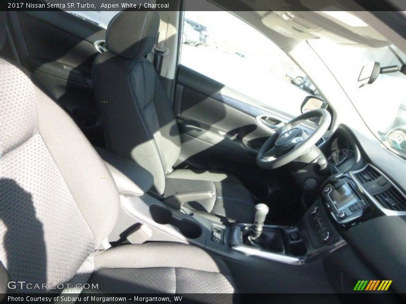 Aspen White / Charcoal 2017 Nissan Sentra SR Turbo