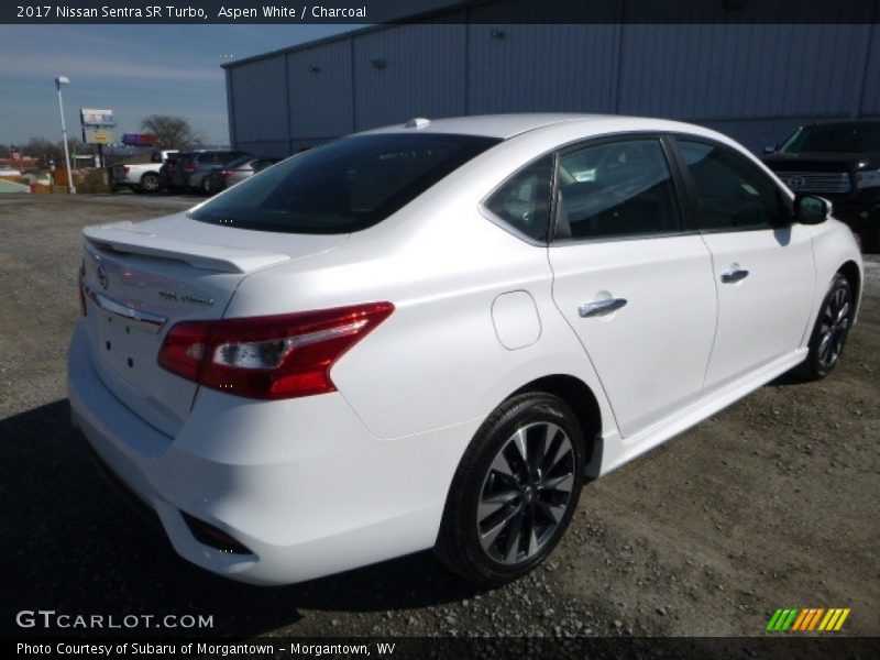Aspen White / Charcoal 2017 Nissan Sentra SR Turbo
