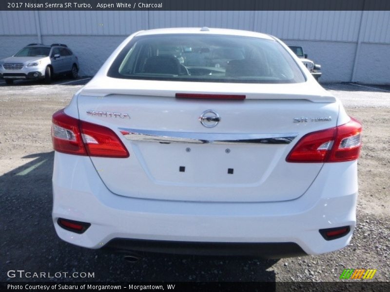 Aspen White / Charcoal 2017 Nissan Sentra SR Turbo