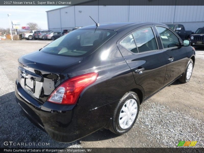 Super Black / Charcoal 2017 Nissan Versa S
