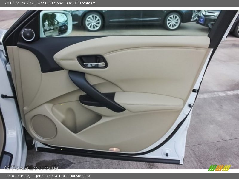 White Diamond Pearl / Parchment 2017 Acura RDX
