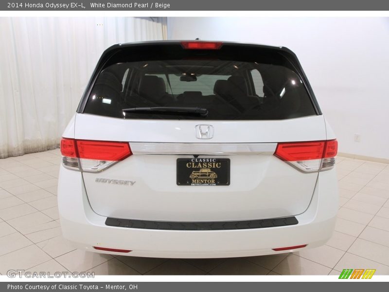 White Diamond Pearl / Beige 2014 Honda Odyssey EX-L
