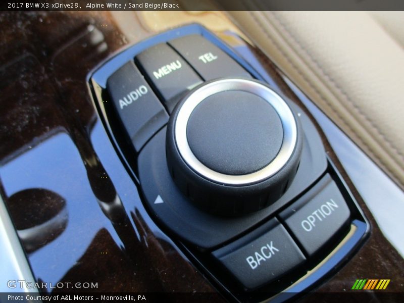 Alpine White / Sand Beige/Black 2017 BMW X3 xDrive28i