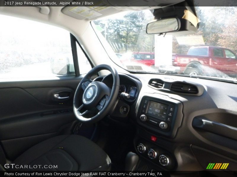 Alpine White / Black 2017 Jeep Renegade Latitude