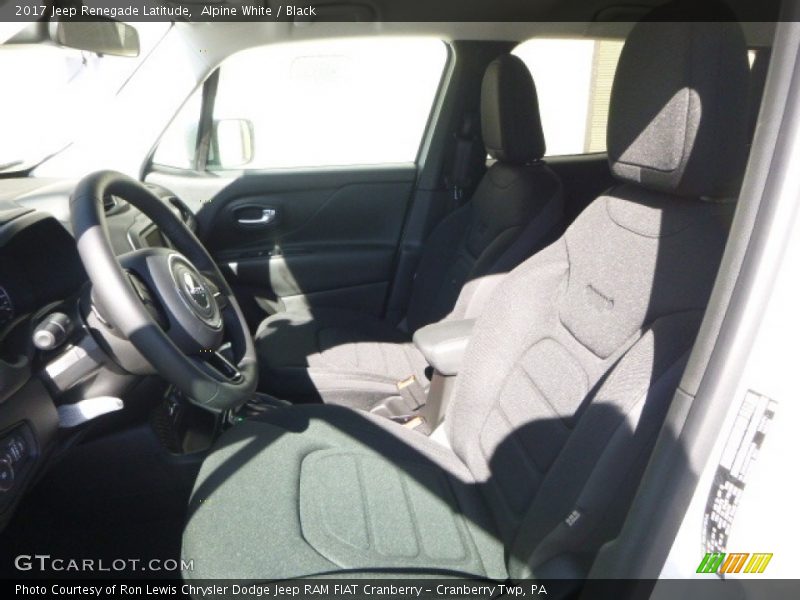 Alpine White / Black 2017 Jeep Renegade Latitude
