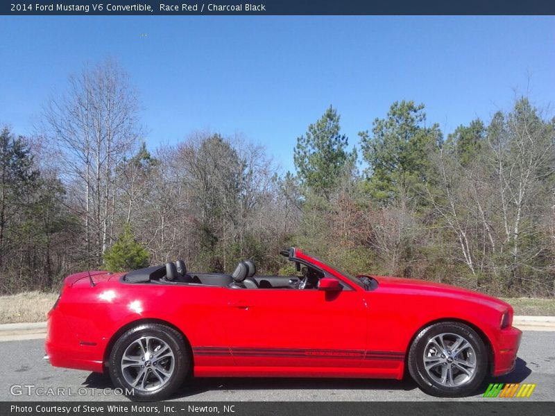 Race Red / Charcoal Black 2014 Ford Mustang V6 Convertible