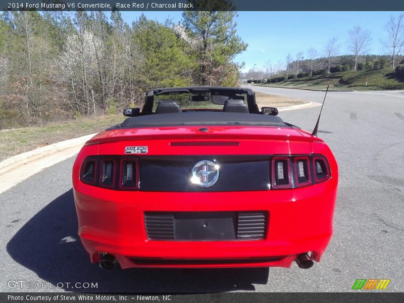 Race Red / Charcoal Black 2014 Ford Mustang V6 Convertible