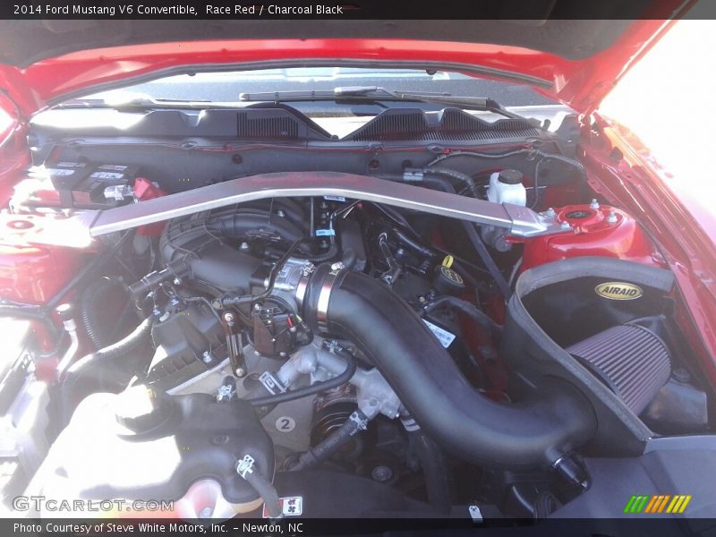 Race Red / Charcoal Black 2014 Ford Mustang V6 Convertible