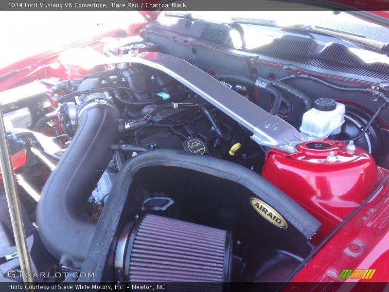 Race Red / Charcoal Black 2014 Ford Mustang V6 Convertible