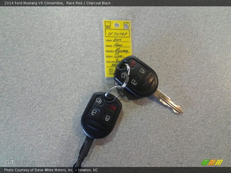 Race Red / Charcoal Black 2014 Ford Mustang V6 Convertible