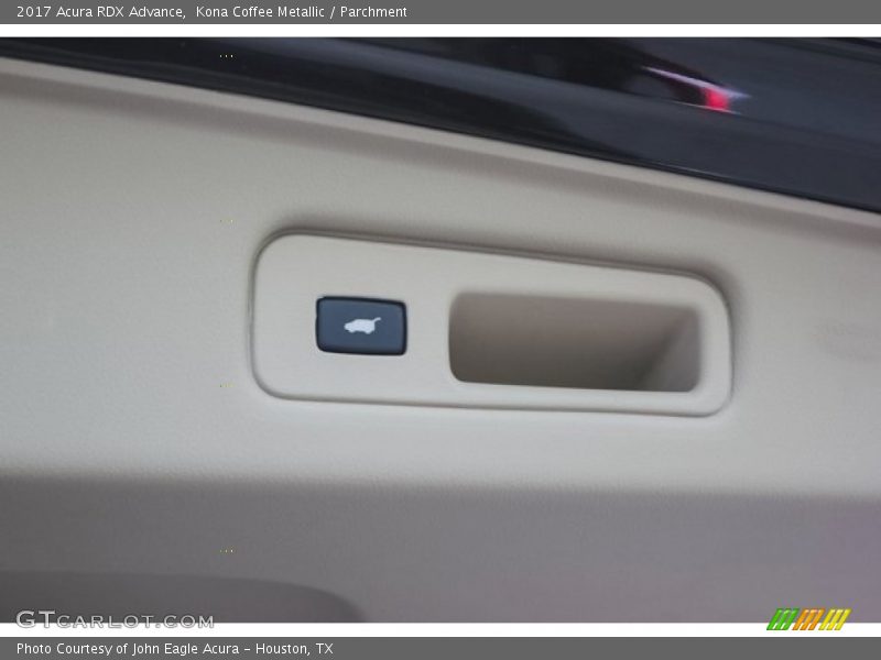 Kona Coffee Metallic / Parchment 2017 Acura RDX Advance