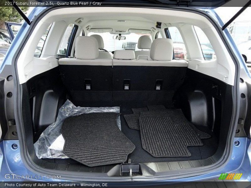 Quartz Blue Pearl / Gray 2017 Subaru Forester 2.5i