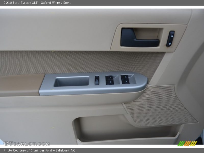 Oxford White / Stone 2010 Ford Escape XLT