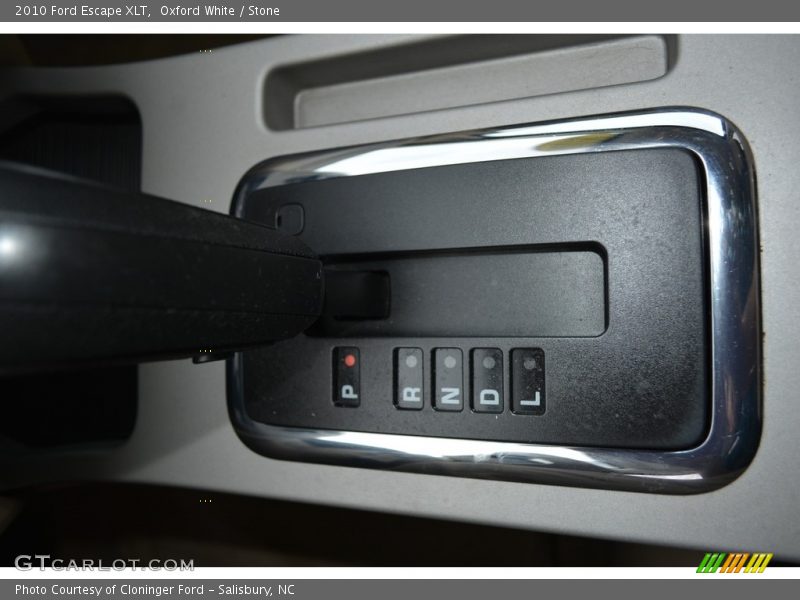 Oxford White / Stone 2010 Ford Escape XLT