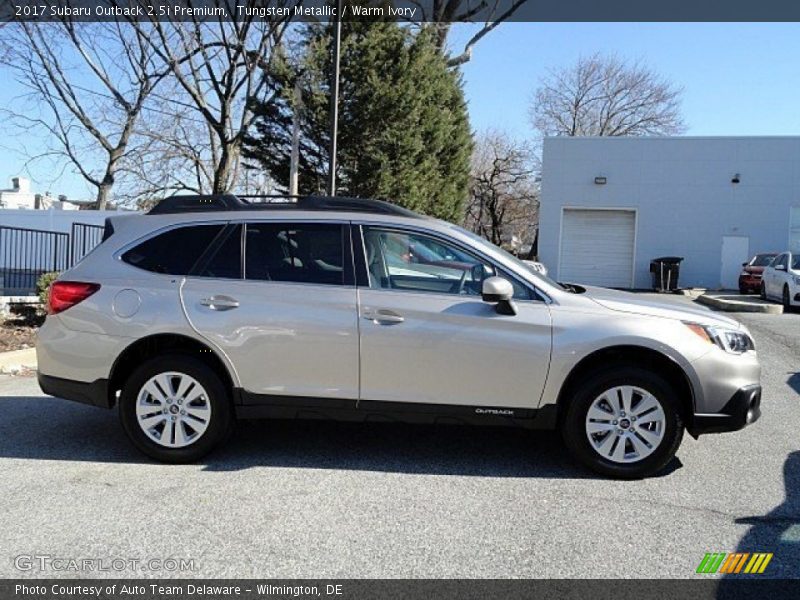 Tungsten Metallic / Warm Ivory 2017 Subaru Outback 2.5i Premium