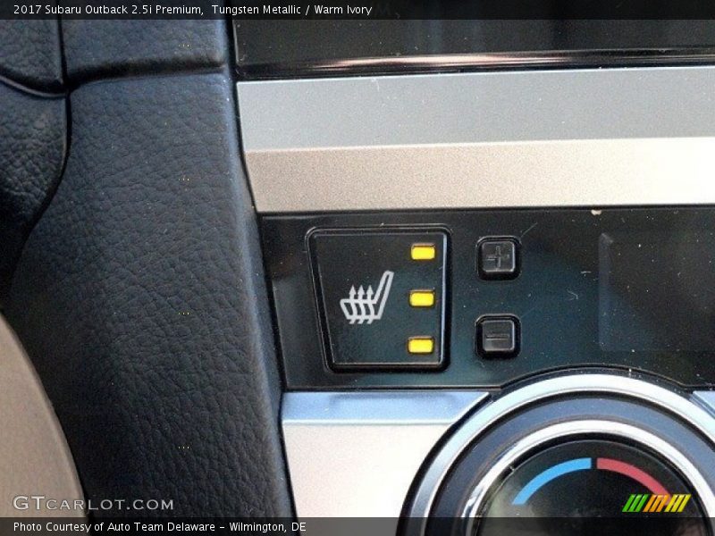 Tungsten Metallic / Warm Ivory 2017 Subaru Outback 2.5i Premium