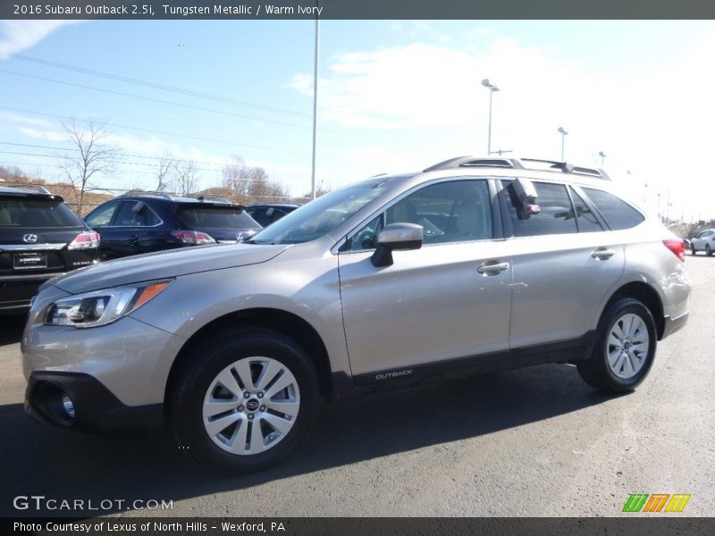 Tungsten Metallic / Warm Ivory 2016 Subaru Outback 2.5i