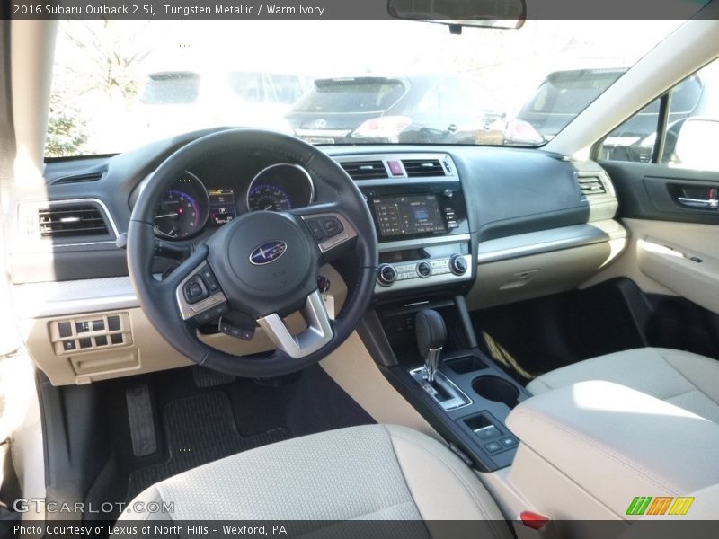 Tungsten Metallic / Warm Ivory 2016 Subaru Outback 2.5i