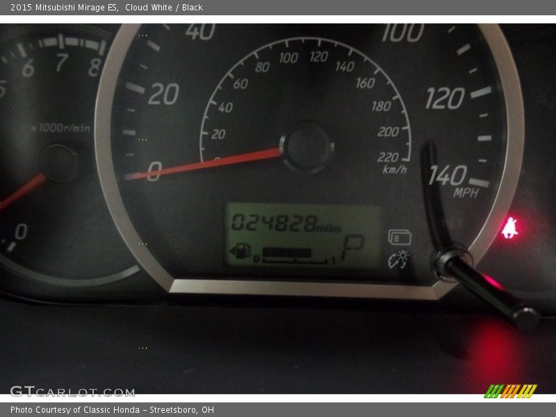 Cloud White / Black 2015 Mitsubishi Mirage ES
