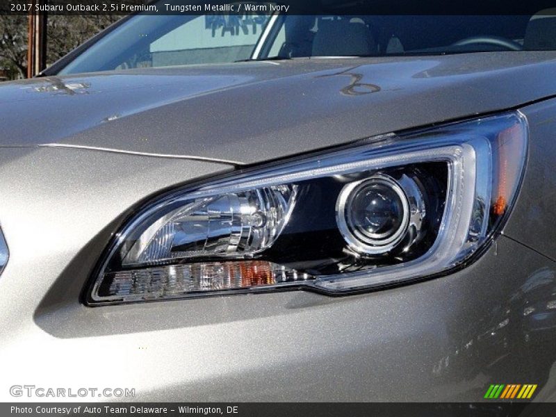 Tungsten Metallic / Warm Ivory 2017 Subaru Outback 2.5i Premium