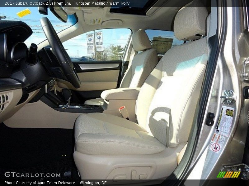 Tungsten Metallic / Warm Ivory 2017 Subaru Outback 2.5i Premium