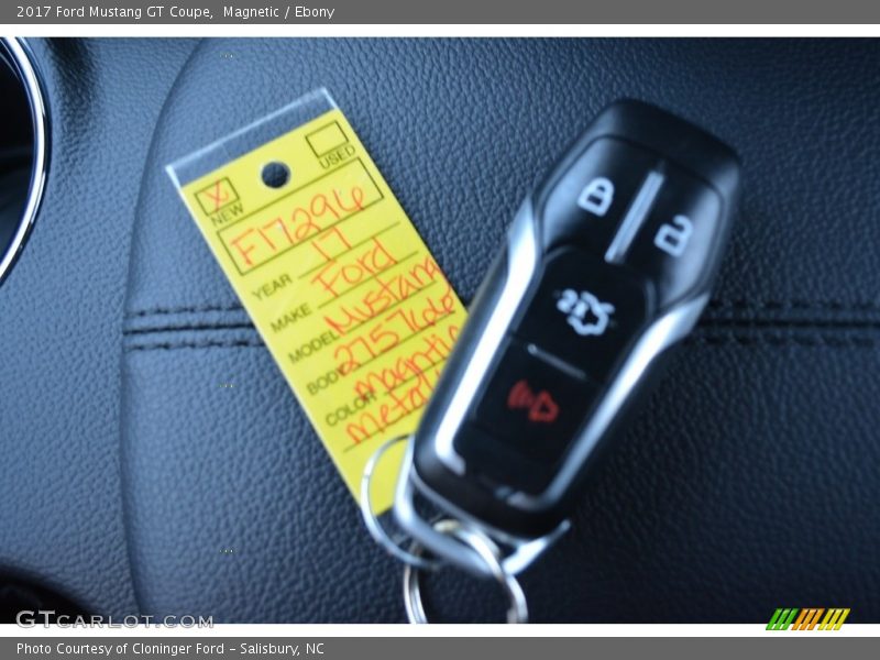 Magnetic / Ebony 2017 Ford Mustang GT Coupe