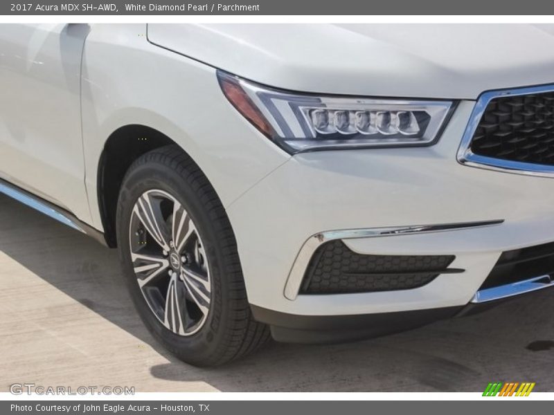 White Diamond Pearl / Parchment 2017 Acura MDX SH-AWD